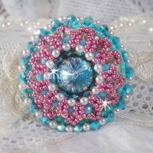 Anello Beauty Alicia Blue ricamato con cristalli Swarovski, perle avorio e perle di semi